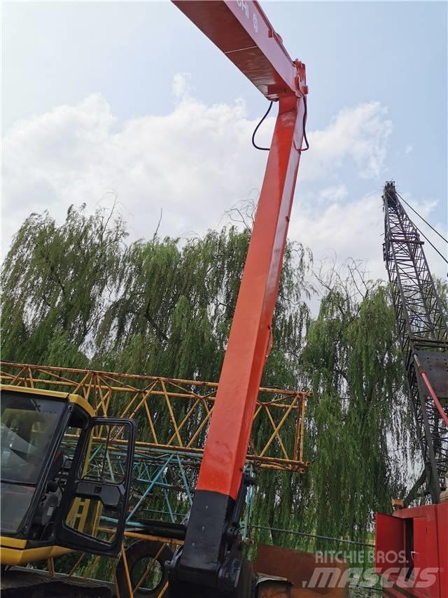 Hitachi EX 220 LC Paletli ekskavatörler