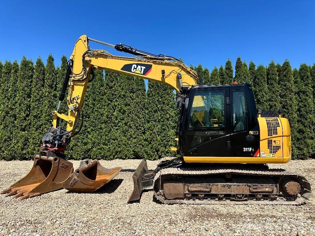 CAT 311 F LRR Paletli ekskavatörler