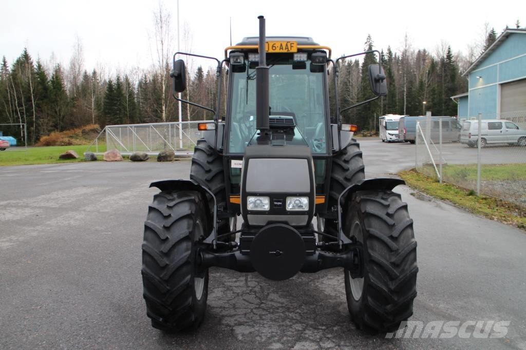 Valtra 700 Traktörler