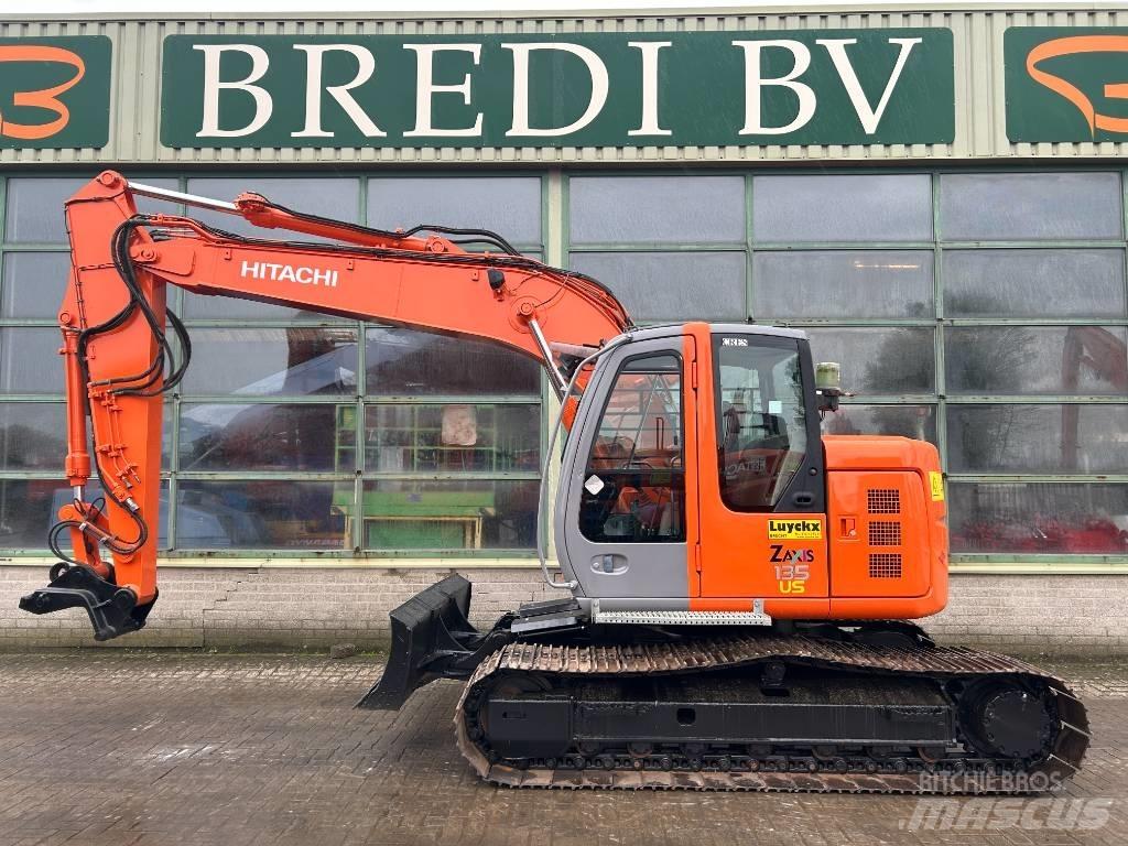 Hitachi ZX 135 US Paletli ekskavatörler