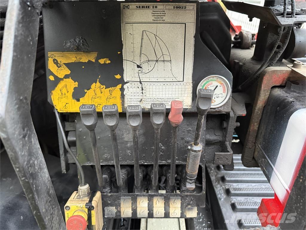 Volvo FM12 6x2 Vinçli kamyonlar