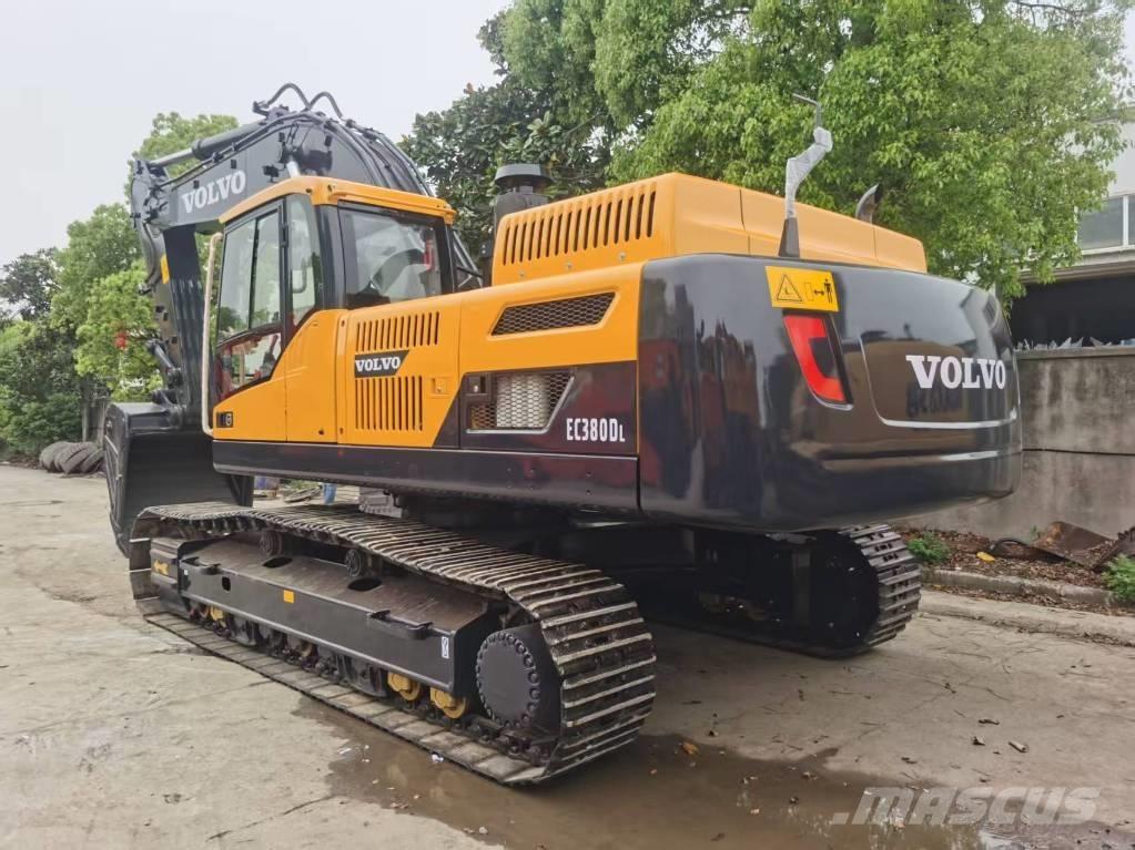 Volvo EC 380 D L Paletli ekskavatörler