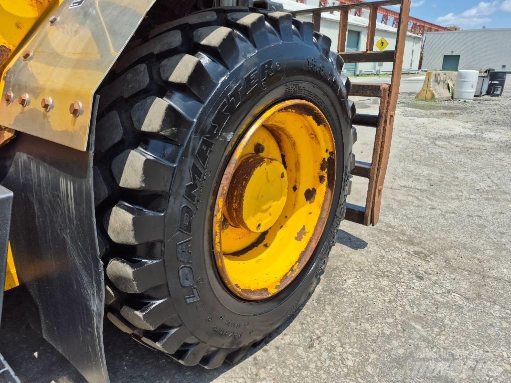 Sellick S80 Arazi tipi forklift