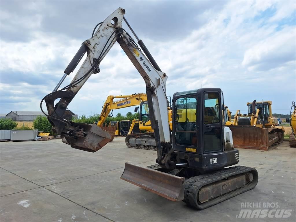 Bobcat E50 Diger