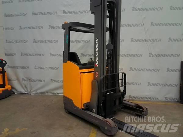 Jungheinrich ETV 214 Reach truck - depo içi istif araçları