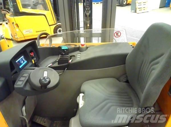Jungheinrich ETV 214 Reach truck - depo içi istif araçları