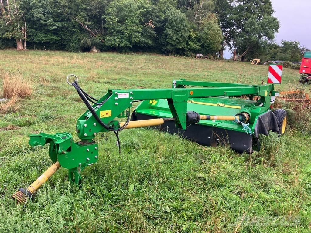 John Deere 1365 Asılı ve çekilir biçme makineleri