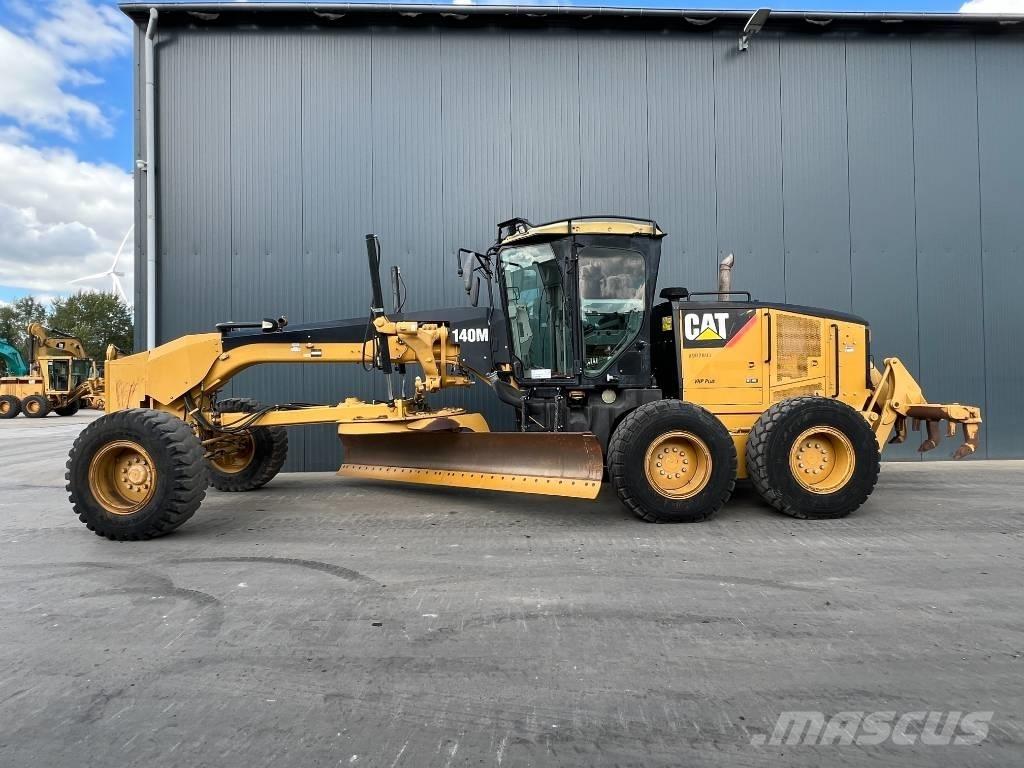 CAT 140M Greyderler