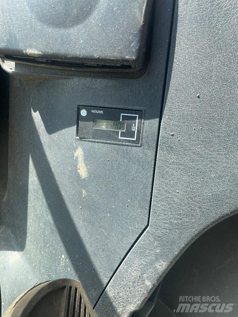 Hyundai 55w9a Lastik tekerli ekskavatörler