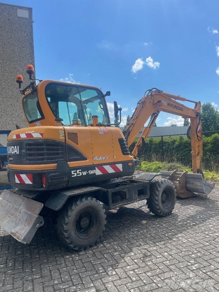 Hyundai 55w9a Lastik tekerli ekskavatörler