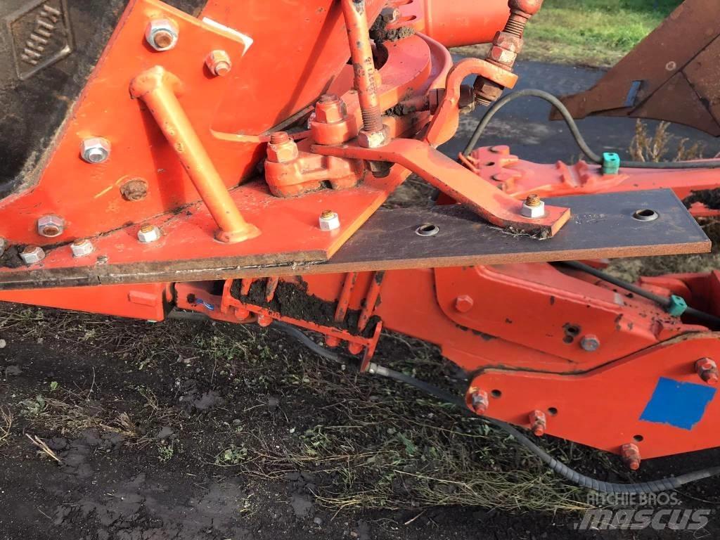 Kuhn Challenger Döner pulluklar