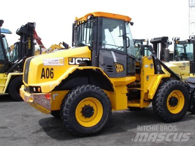 JCB 411 HT Tekerlekli yükleyiciler