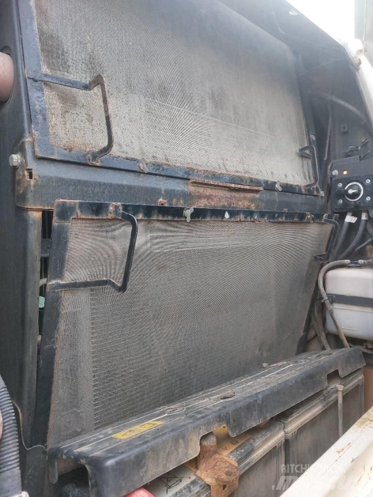 CASE CX 210 D Paletli ekskavatörler