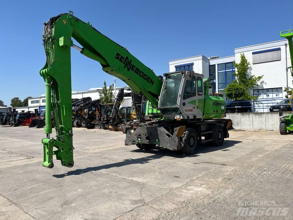 Sennebogen 818 Atık taşıma araçları