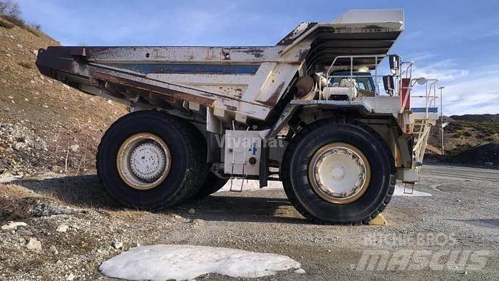 Komatsu HD985 - Belden kirma kamyonlar