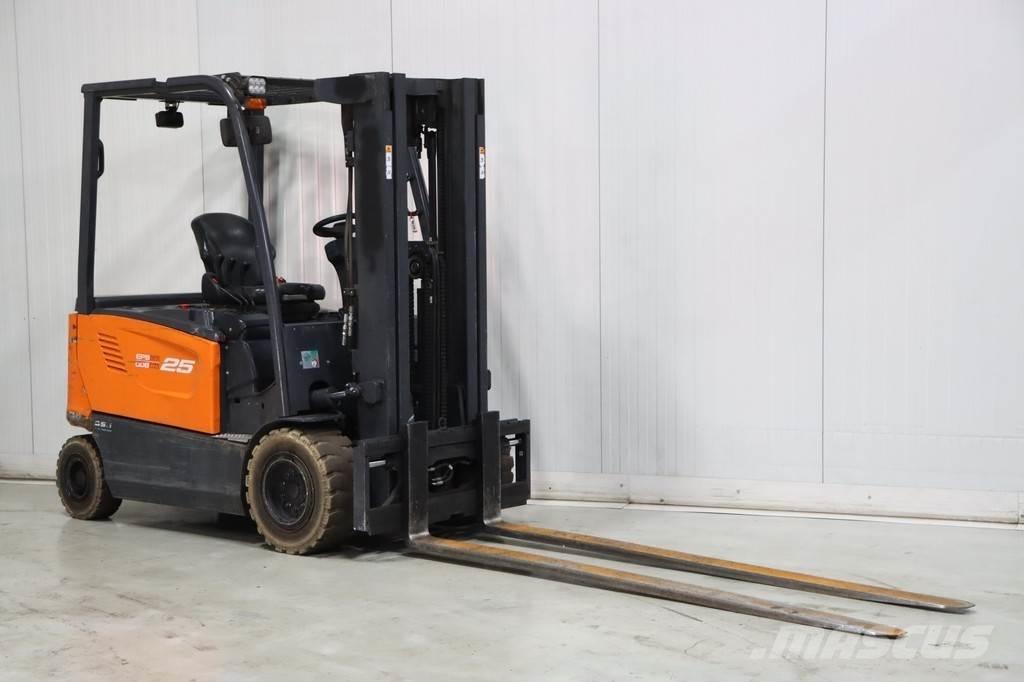 Doosan B25X-7 Elektrikli forkliftler