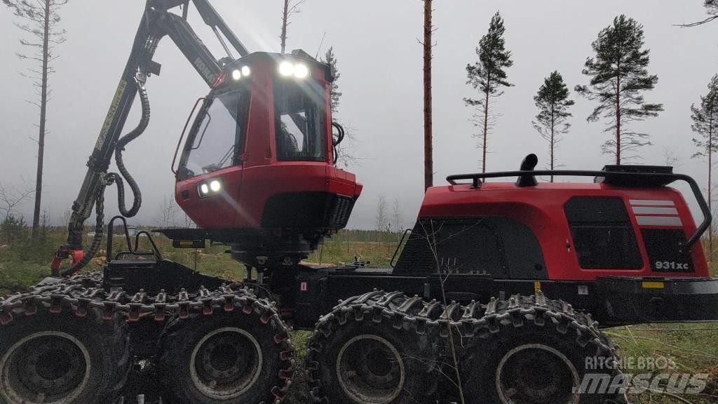 Komatsu 931 XC Biçerdöverler