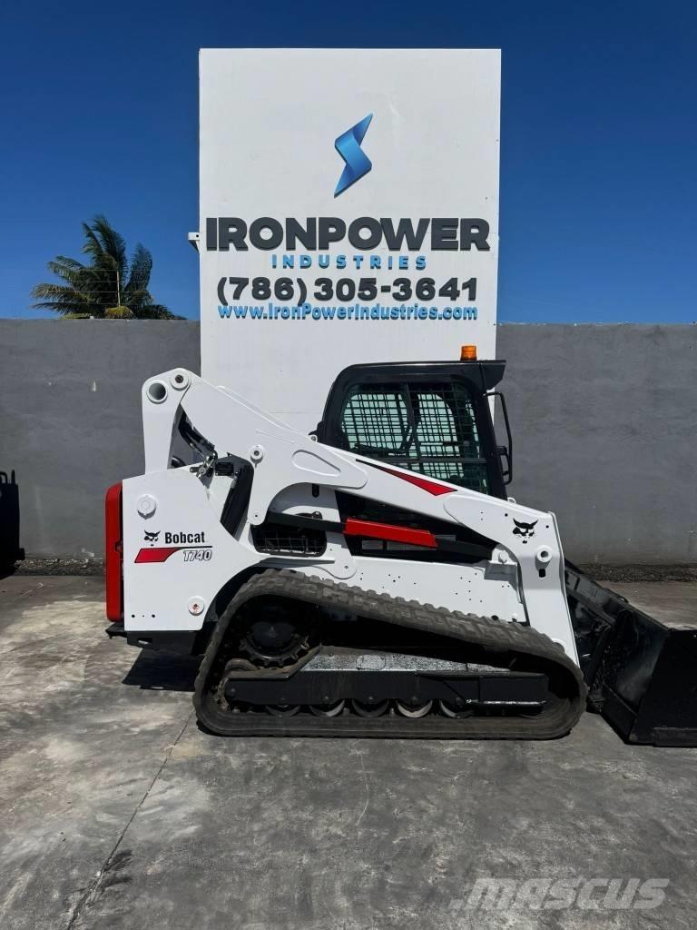 Bobcat T 740 Skid steer loderler