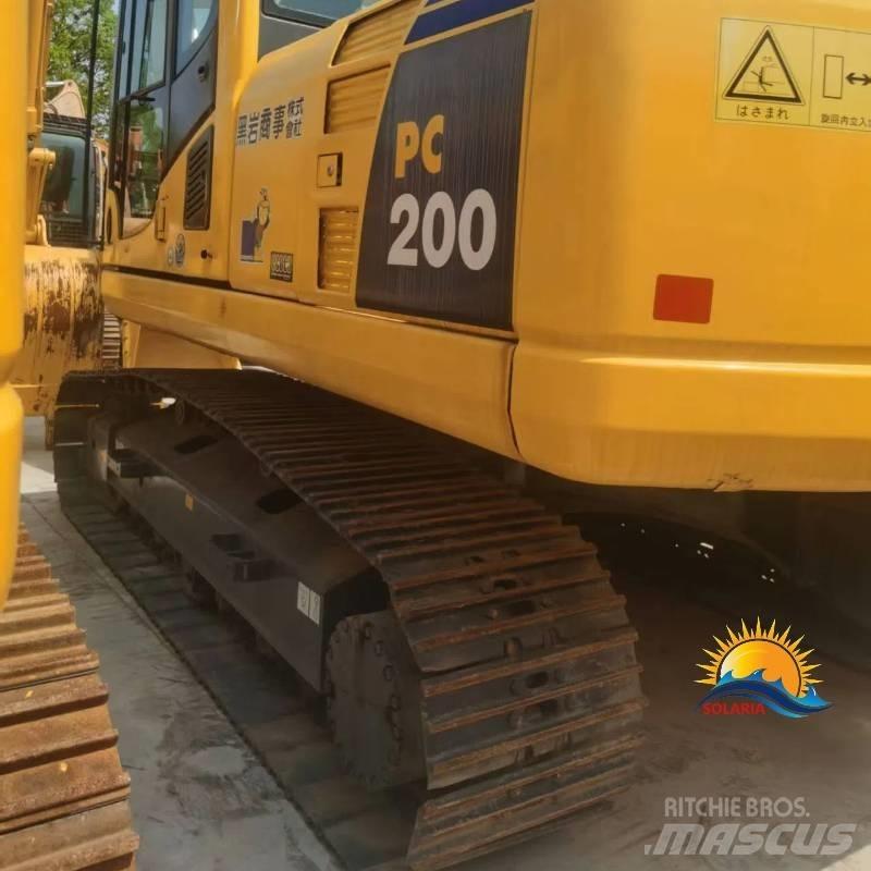 Komatsu PC 200-8 Paletli ekskavatörler