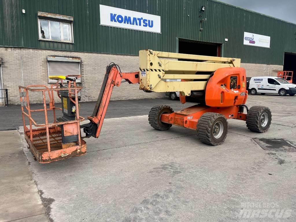 JLG 450 AJ Körüklü personel platformları
