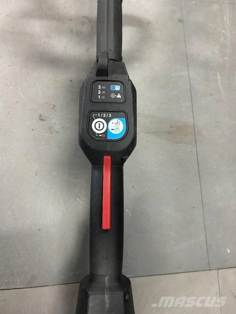 Makita Ur007gz01 Diger yol bakim makinalari