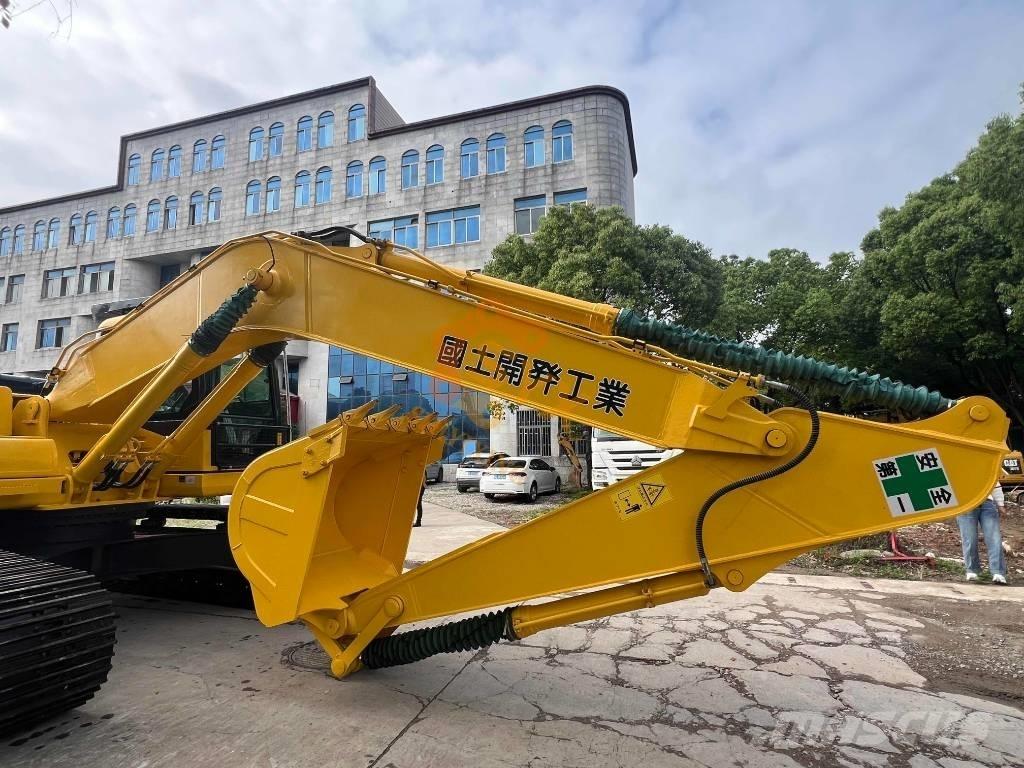 Komatsu PC 220-7 Paletli ekskavatörler