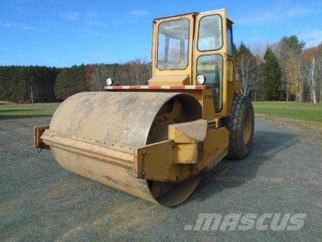 Dynapac CA 25 D Tek tamburlu silindirler