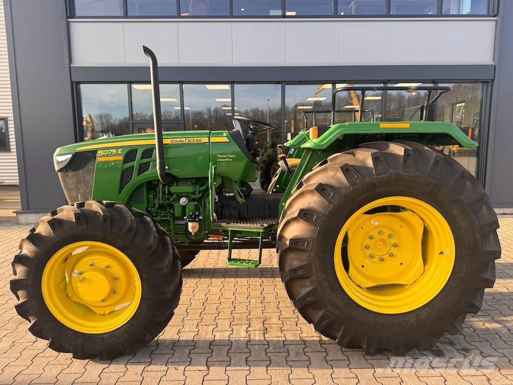 John Deere 5075 E Traktörler