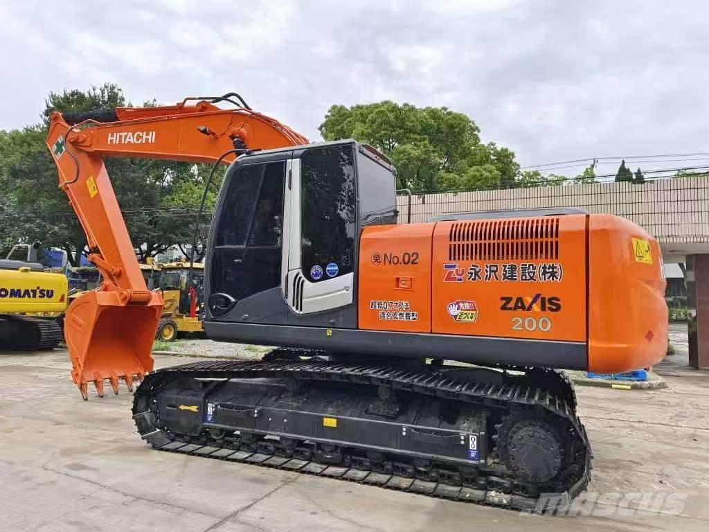 Hitachi ZX 200 Paletli ekskavatörler