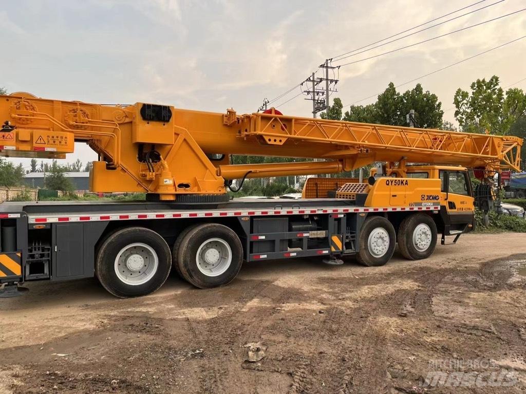 XCMG QY50KA Yol-Arazi Tipi Vinçler (AT)