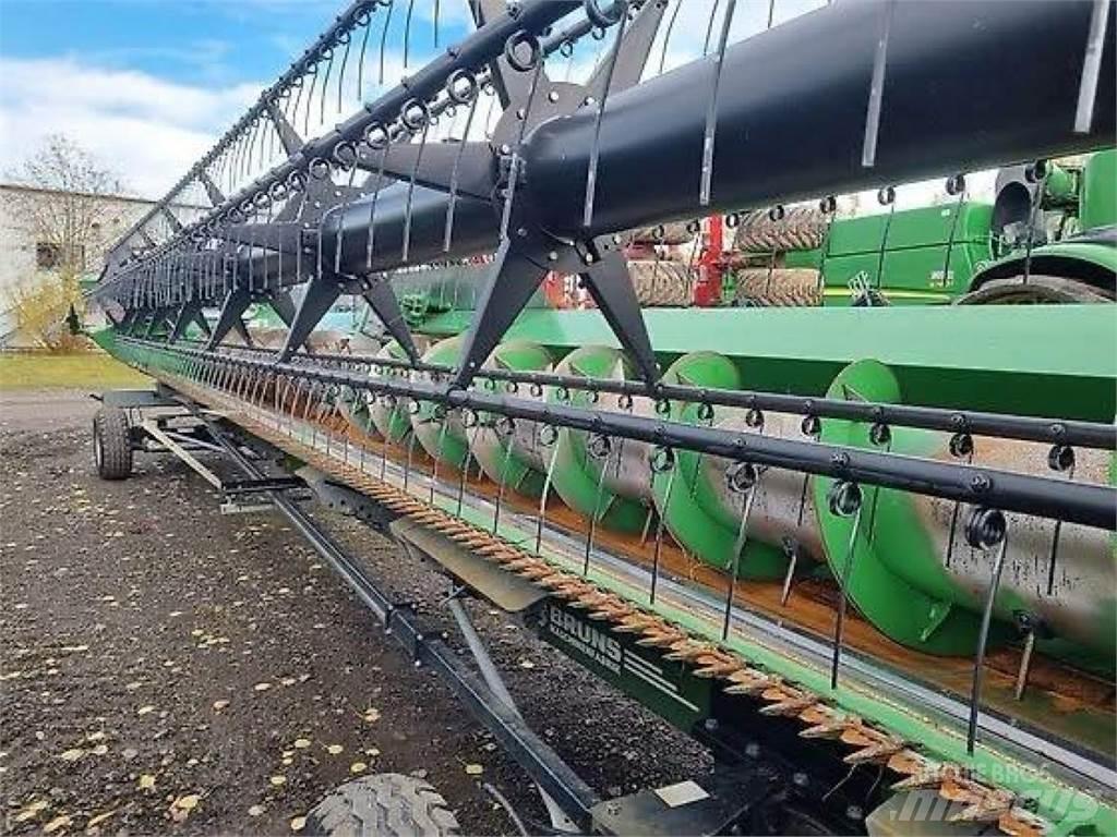 John Deere S 685 i Biçerdöverler