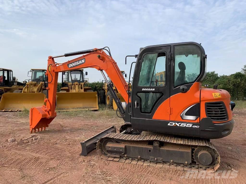 Doosan DX 55 Mini ekskavatörler, 7 tona dek