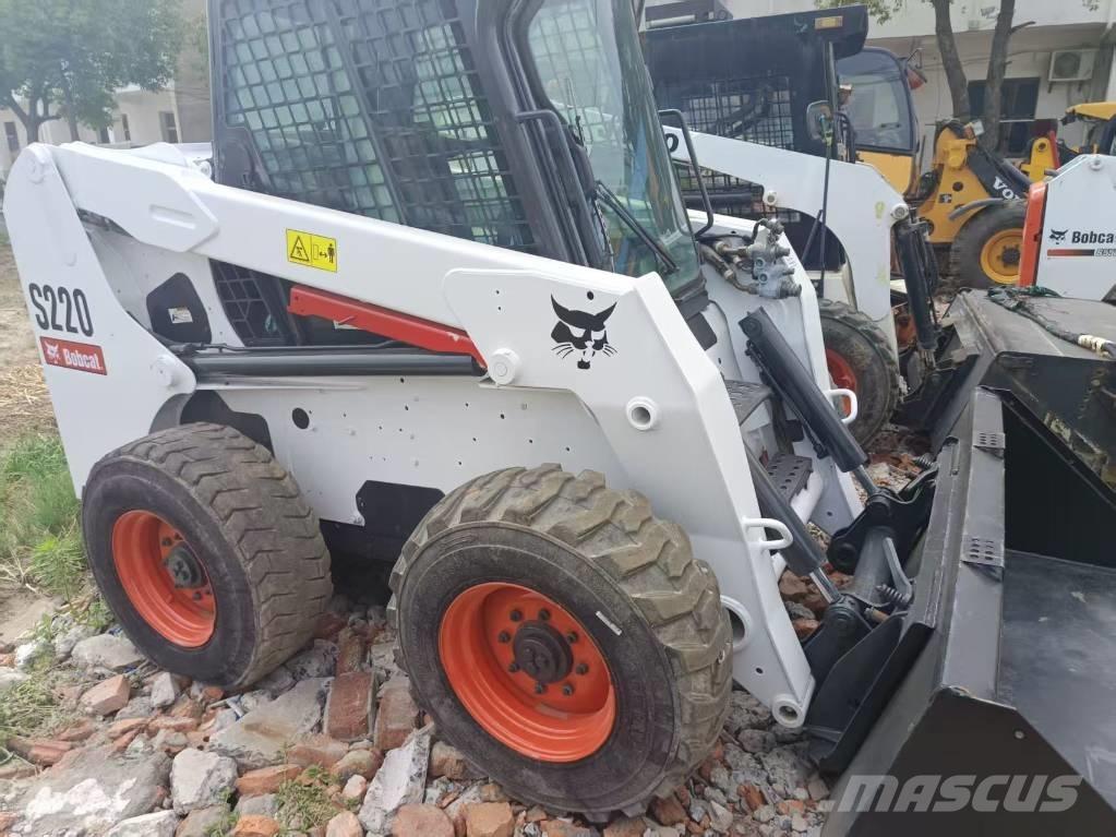 Bobcat S 220 Skid steer loderler