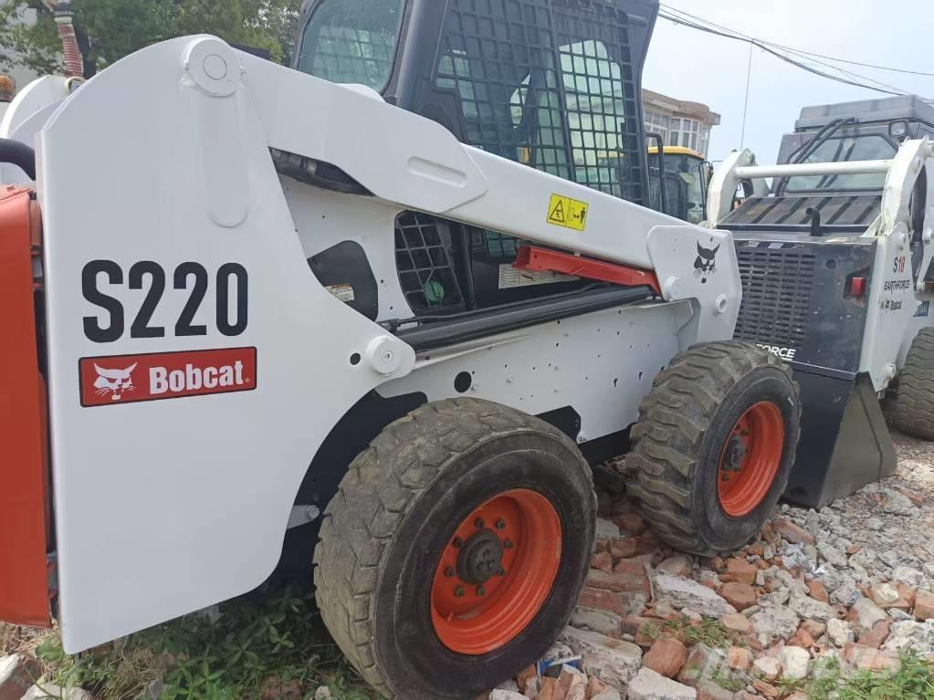 Bobcat S 220 Skid steer loderler