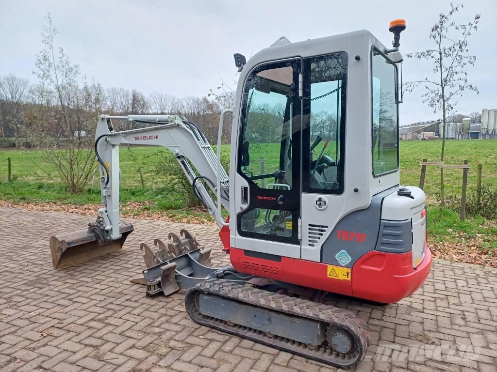 Takeuchi TB 219 Mini ekskavatörler, 7 tona dek