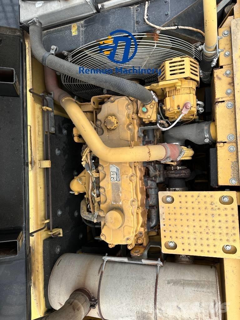 CAT 329D Paletli ekskavatörler