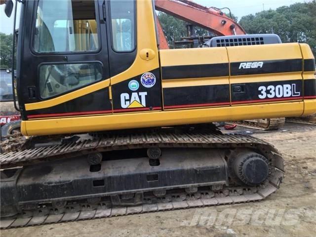 CAT 330B Paletli ekskavatörler