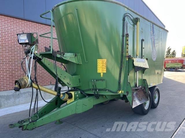 Peecon 26M³ Mikser besleyiciler