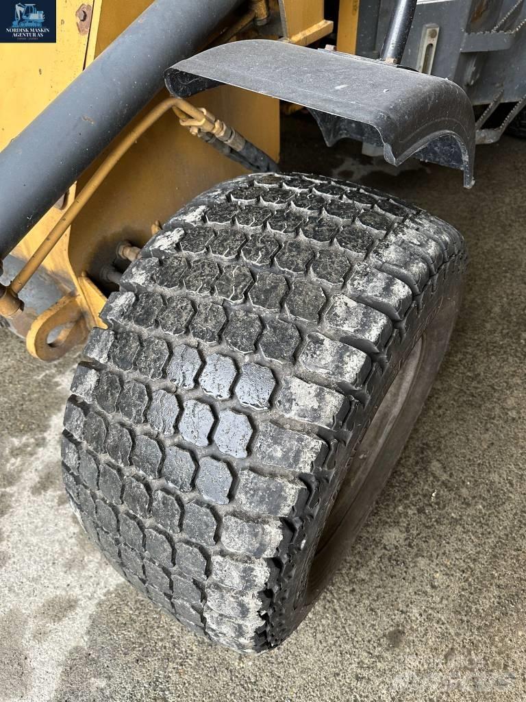 Sino JN915 Tekerlekli yükleyiciler