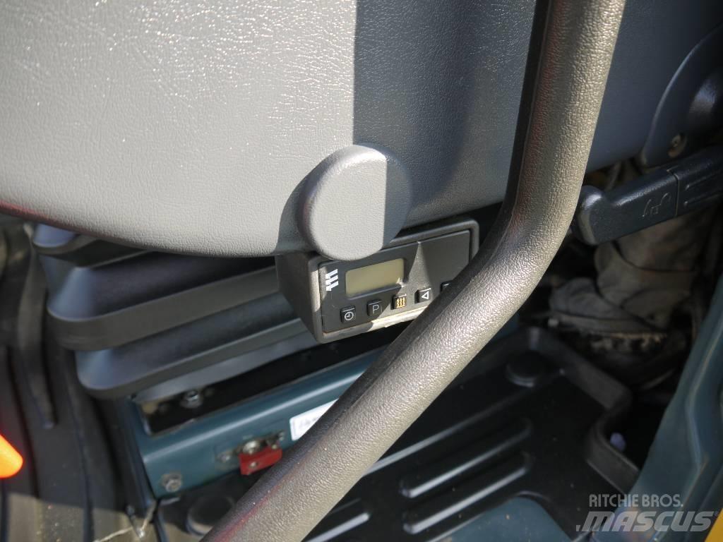 Hyundai HX 300 L Paletli ekskavatörler