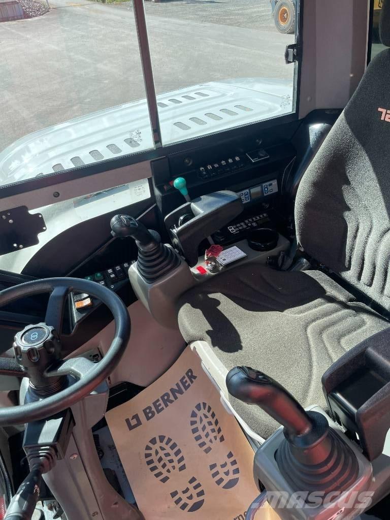 Takeuchi TB 295 W Lastik tekerli ekskavatörler