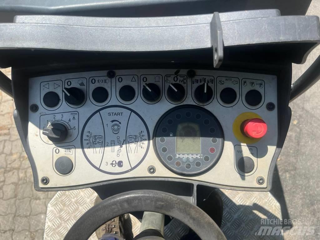 Bomag BW 120 AD-5 Çift tamburlu silindirler
