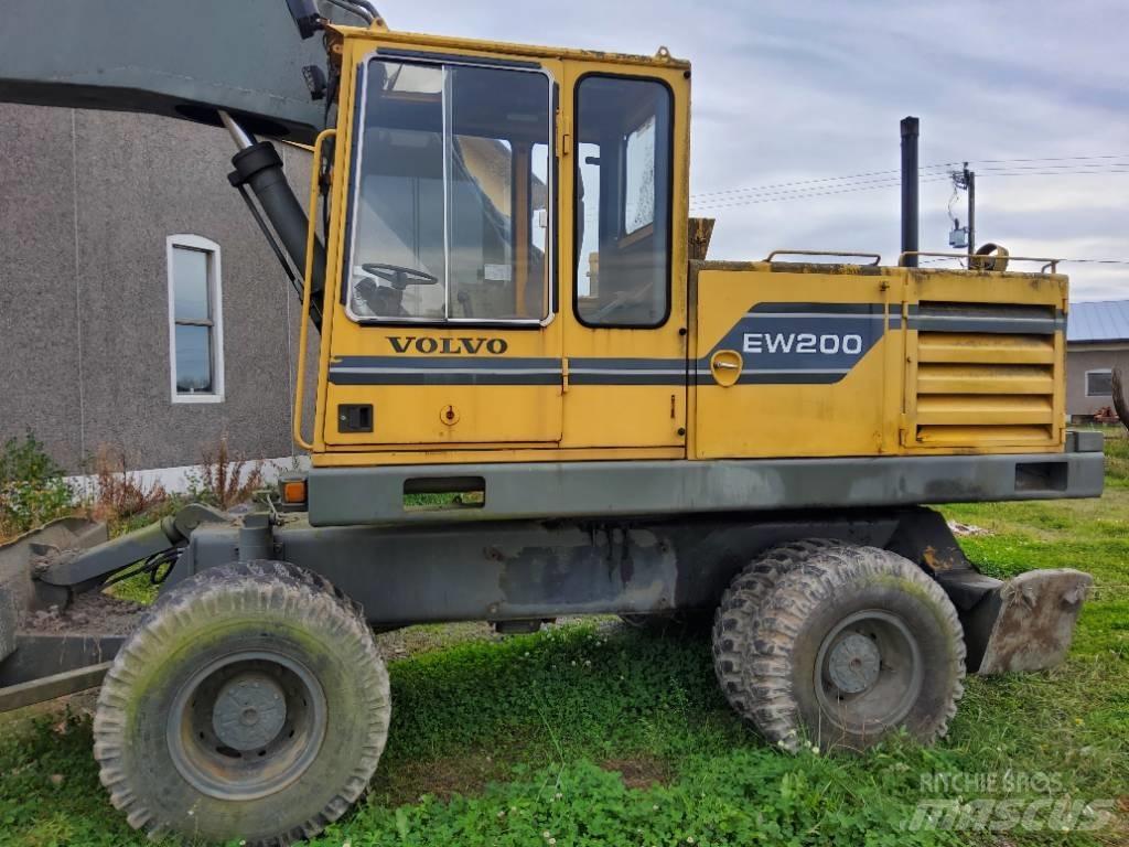 Volvo EW 200 Lastik tekerli ekskavatörler