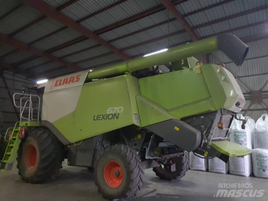 CLAAS Lexion 670 Biçerdöverler