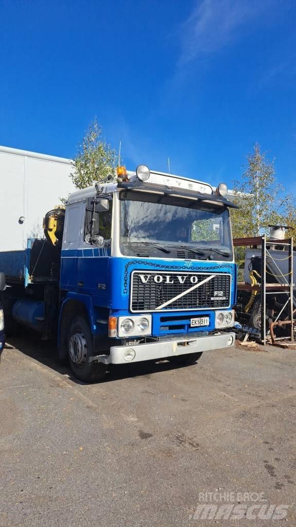 Volvo F 12 Araç üzeri vinçler