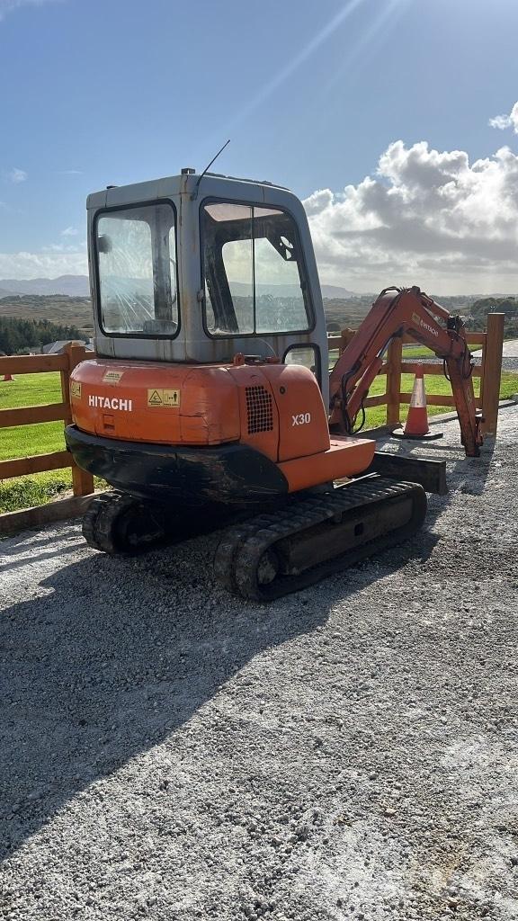 Hitachi Ex30-1 Mini ekskavatörler, 7 tona dek