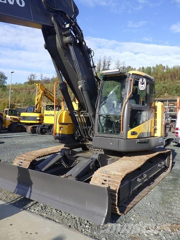 Volvo ECR 235 D Paletli ekskavatörler
