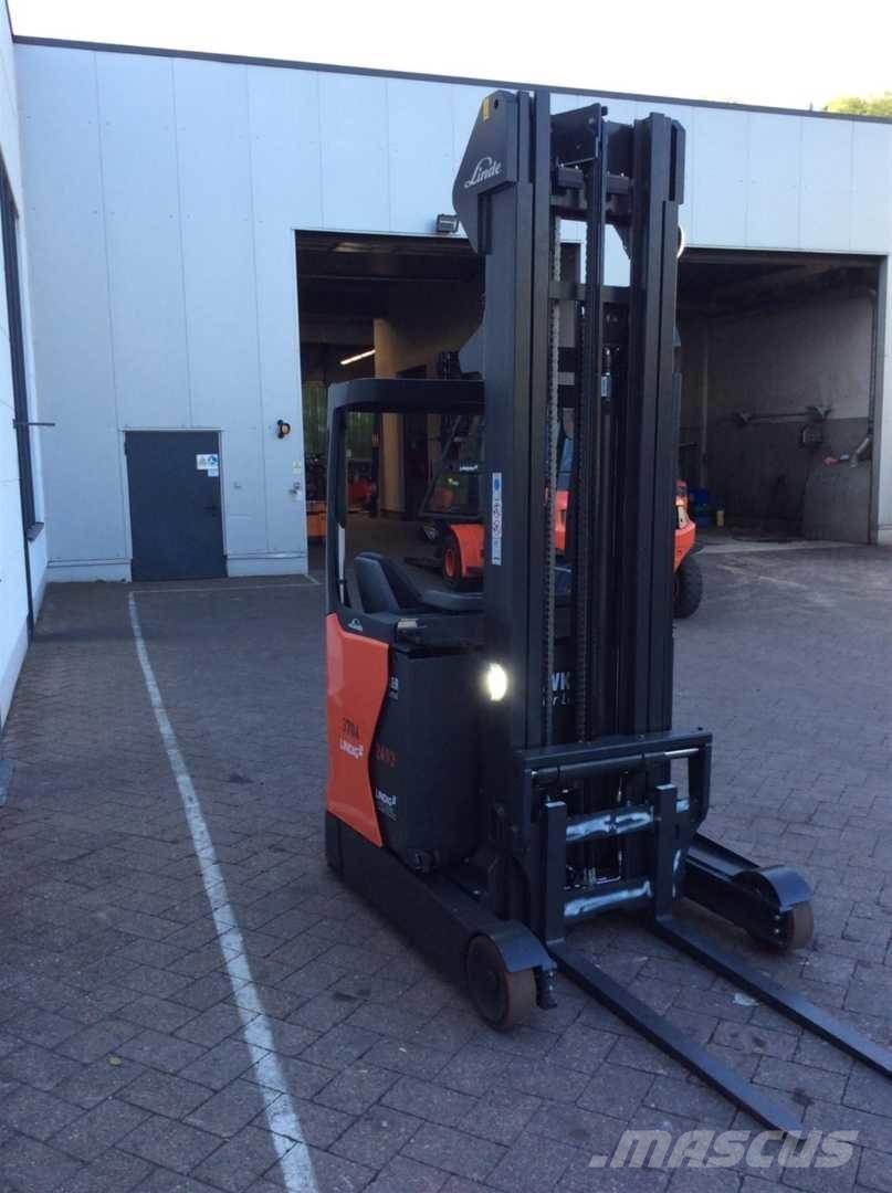 Linde R14 Reach truck - depo içi istif araçları