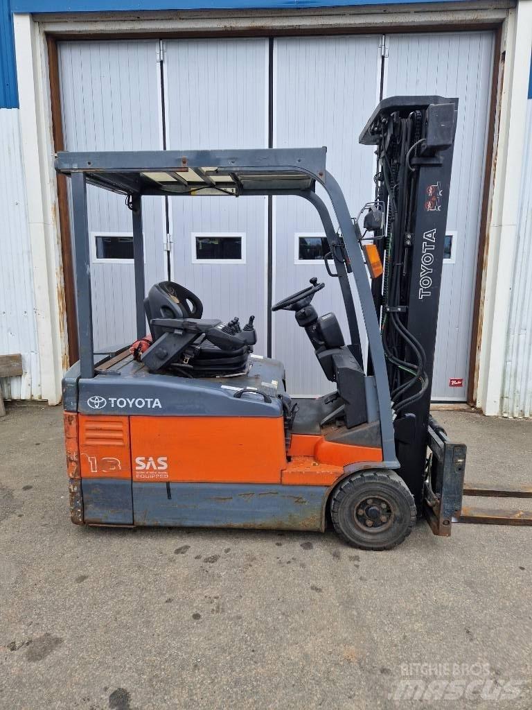 Toyota 7 FBEF 18 Elektrikli forkliftler
