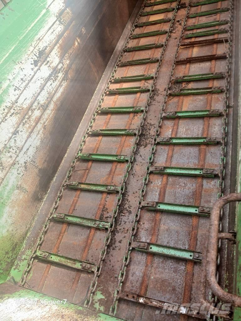 Pronar NV161/4 Gübre dagitma tankerleri